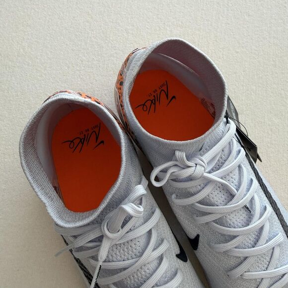 Nike Mercurial Superfly Shoes Mens Size 12 White Orange Soccer Cleats HF9394-900